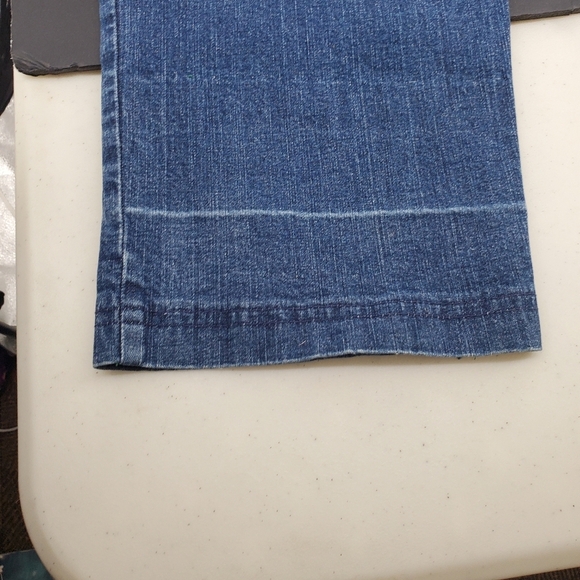 Croft & Barrow Woman's 2X Short Blue Denim Pull-On Jeans Elastic Waist Stretch - Picture 2 of 12